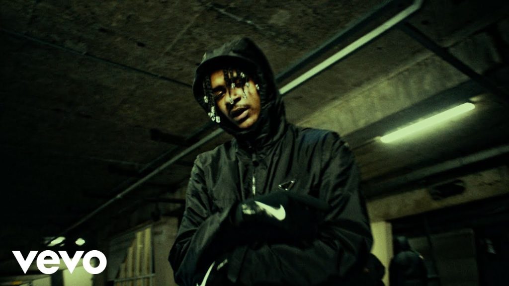 Bandokay – Live (Official Video)